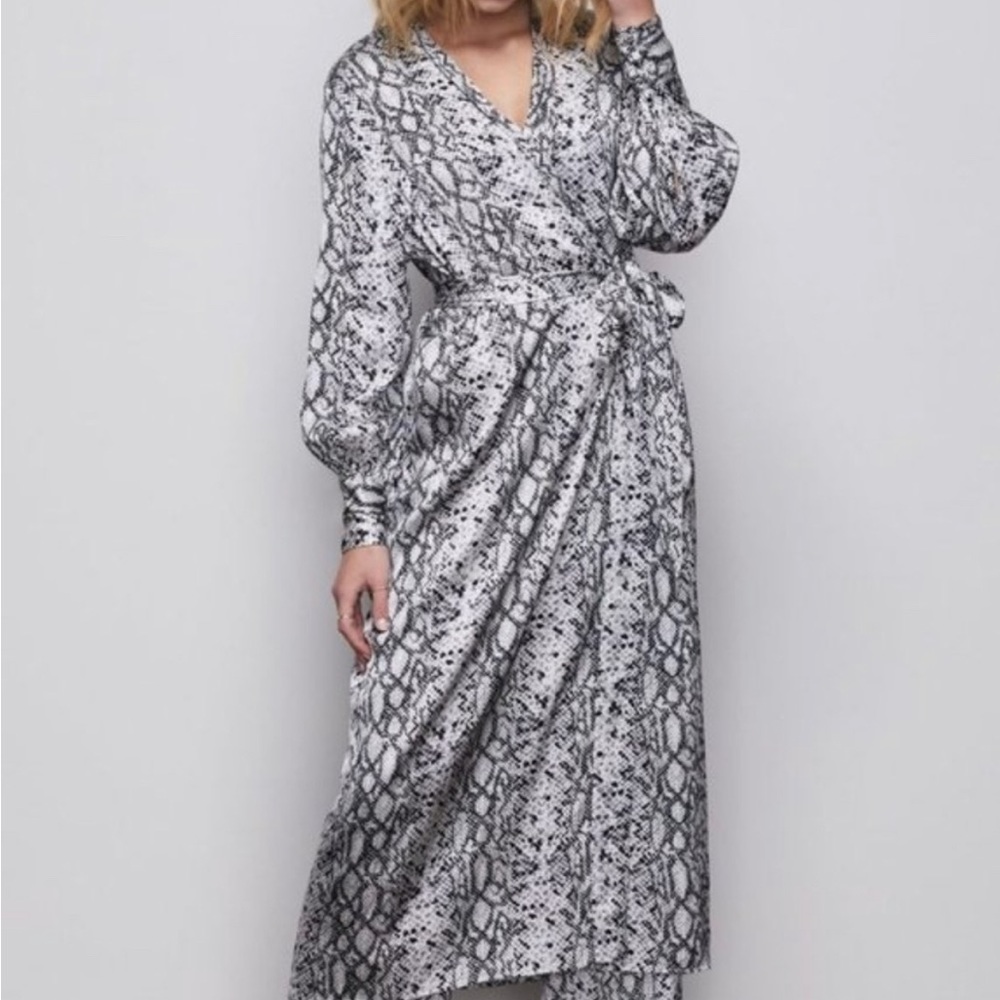Python duster good american